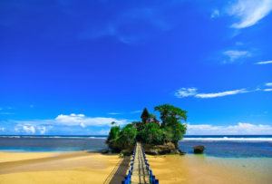 Pantai Balekambang